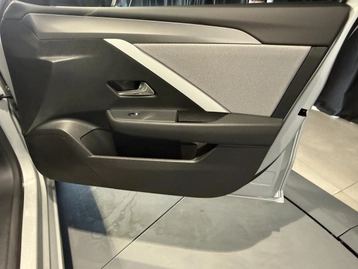 Image véhicule  Opel ASTRA (21)