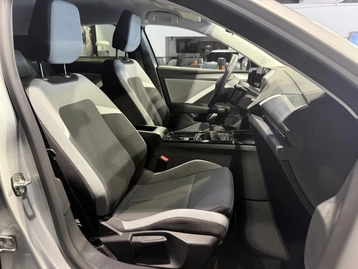 Image véhicule  Opel ASTRA (23)