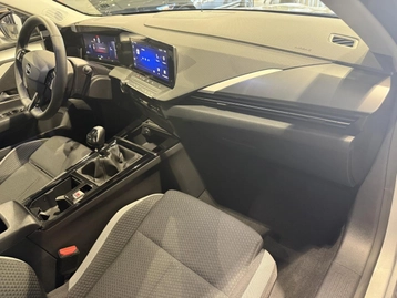 Image véhicule  Opel ASTRA (22)