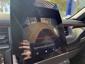 Image véhicule  Renault ARKANA (13)