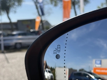 Image véhicule  Renault ARKANA (10)