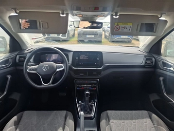Image véhicule  Volkswagen T-CROSS (10)