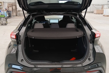 Image véhicule  Toyota C-HR (16)