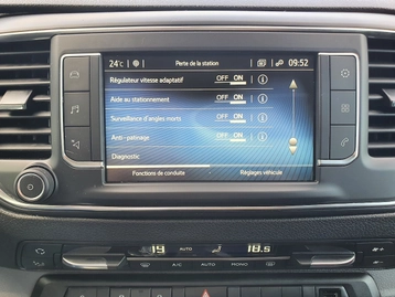 Image véhicule  Toyota PROACE FOURGON RC19 (17)