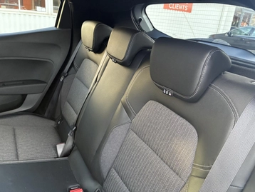 Image véhicule  Renault CLIO (18)