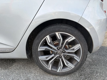 Image véhicule  Renault CLIO (9)
