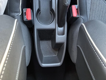 Image véhicule  Renault CLIO (38)