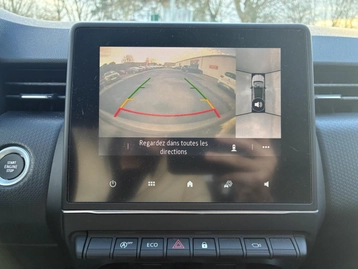 Image véhicule  Renault CLIO (29)