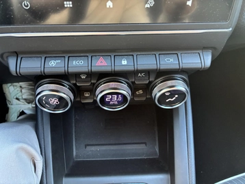 Image véhicule  Renault CLIO (34)