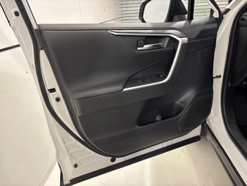 Image véhicule  Toyota RAV4 HYBRIDE RECHARGEABLE MY23 (7)