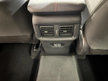 Image véhicule  Toyota RAV4 HYBRIDE RECHARGEABLE MY23 (23)