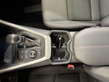 Image véhicule  Toyota RAV4 HYBRIDE RECHARGEABLE MY23 (16)