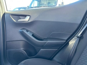 Image véhicule  Ford FIESTA (41)