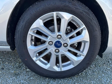 Image véhicule  Ford FIESTA (43)