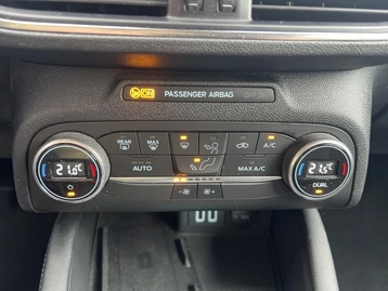 Image véhicule  Ford FOCUS (17)