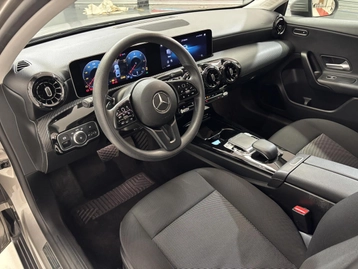 Image véhicule  Mercedes CLASSE A (12)