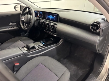 Image véhicule  Mercedes CLASSE A (29)