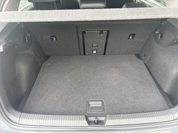 Image véhicule  Volkswagen GOLF (8)