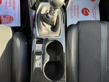 Image véhicule  Peugeot 208 (34)