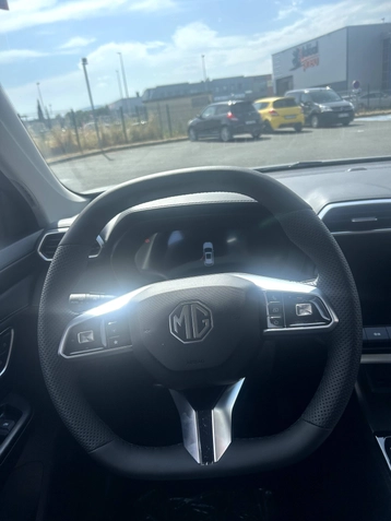 Image véhicule  MG ZS (11)