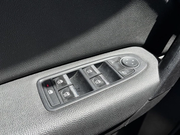 Image véhicule  Renault CAPTUR (31)