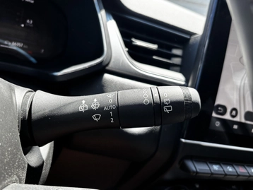 Image véhicule  Renault CAPTUR (13)