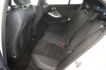 Image véhicule  BMW SÉRIE 1 F70 (4)