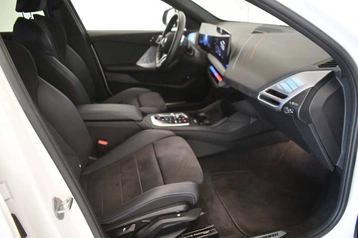 Image véhicule  BMW SÉRIE 1 F70 (7)