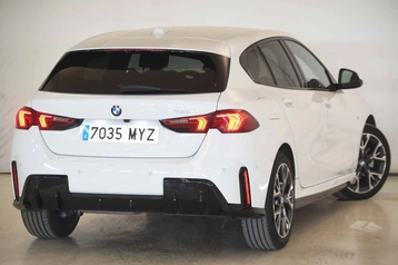 Image véhicule  BMW SÉRIE 1 F70 (3)