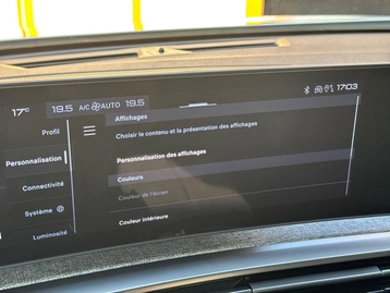 Image véhicule Peugeot 3008 (53) Image véhicule Peugeot 3008 (53)