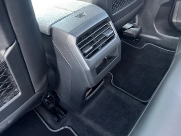 Image véhicule Peugeot 3008 (26) Image véhicule Peugeot 3008 (26)