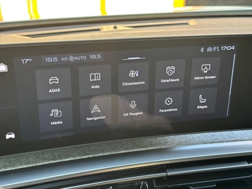 Image véhicule Peugeot 3008 (8) Image véhicule Peugeot 3008 (8)