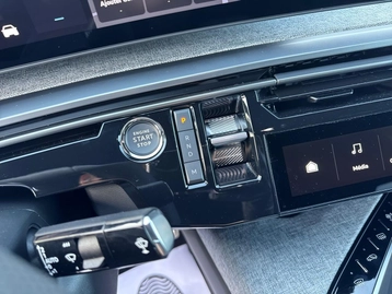 Image véhicule Peugeot 3008 (23) Image véhicule Peugeot 3008 (23)