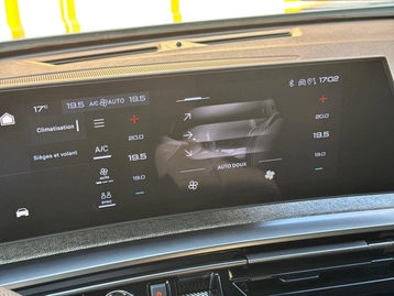 Image véhicule Peugeot 3008 (10) Image véhicule Peugeot 3008 (10)