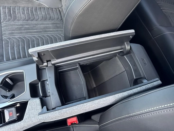 Image véhicule Peugeot 3008 (36) Image véhicule Peugeot 3008 (36)