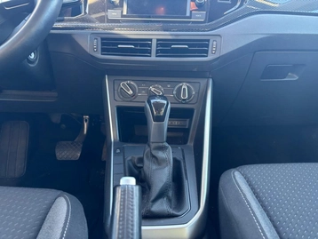 Image véhicule  Volkswagen POLO (33)