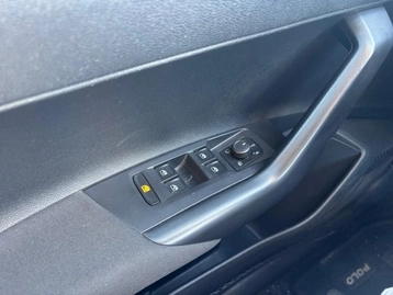 Image véhicule  Volkswagen POLO (19)