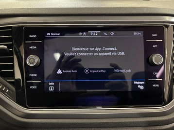 Image véhicule Volkswagen T-ROC (15) Image véhicule Volkswagen T-ROC (15)