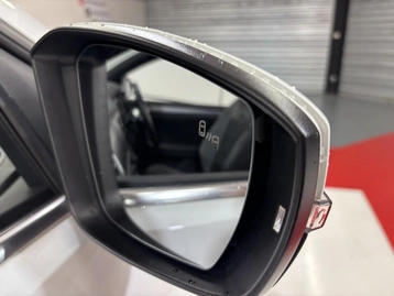 Image véhicule Volkswagen T-ROC (35) Image véhicule Volkswagen T-ROC (35)