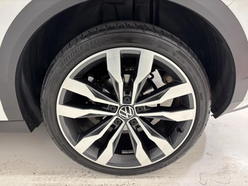 Image véhicule Volkswagen T-ROC (38) Image véhicule Volkswagen T-ROC (38)