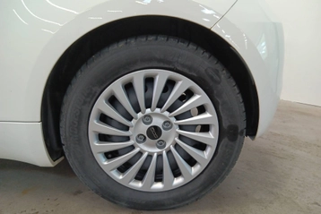 Image véhicule  Fiat 500e (10)