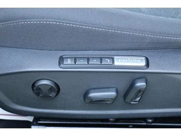 Image véhicule  Volkswagen GOLF (25)