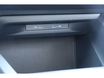 Image véhicule  Volkswagen GOLF (31)