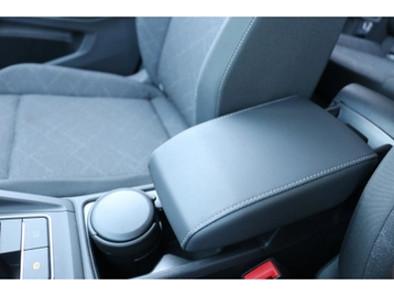 Image véhicule  Volkswagen GOLF (48)