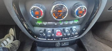Image véhicule  Mini CLUBMAN (21)