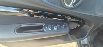 Image véhicule  Mini CLUBMAN (12)