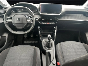 Image véhicule  Peugeot 208 (9)