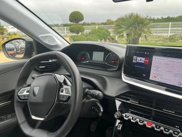 Image véhicule  Peugeot 208 (37)