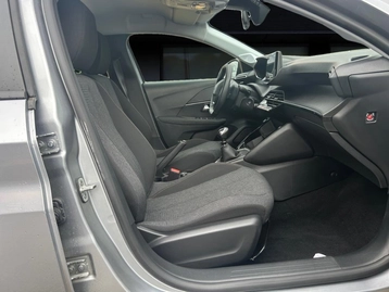 Image véhicule  Peugeot 208 (14)