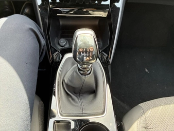 Image véhicule  Peugeot 2008 (38)